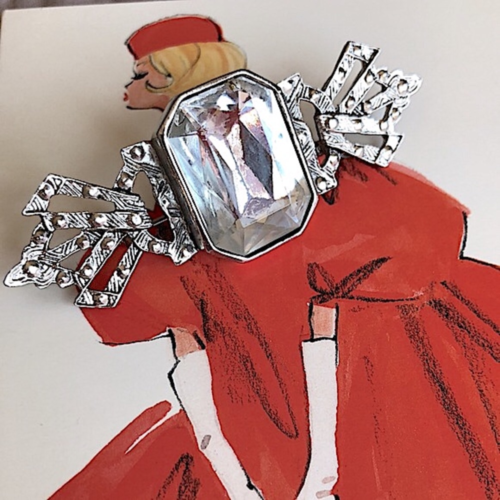 Vintage Art Deco Brooch